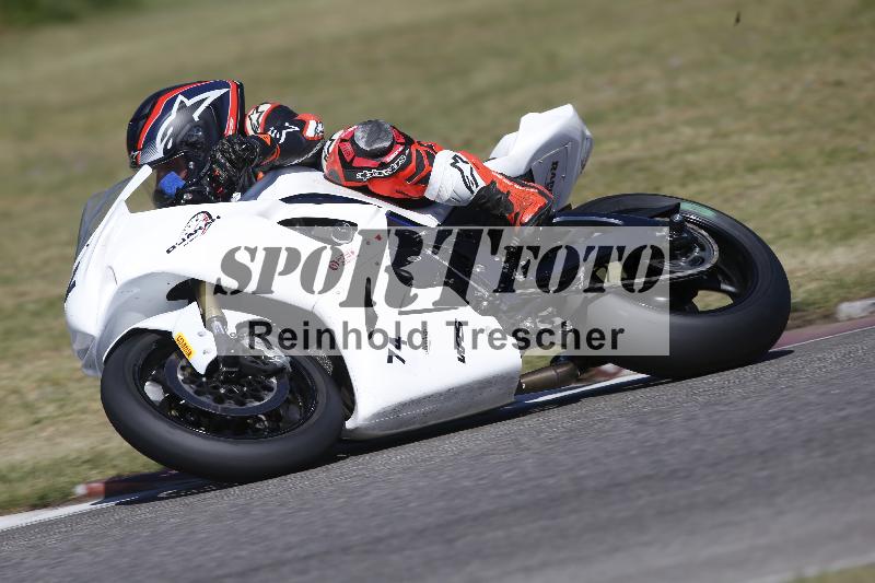/12 30.04.2026  Speer Racing ADR/Gruppe rot/72